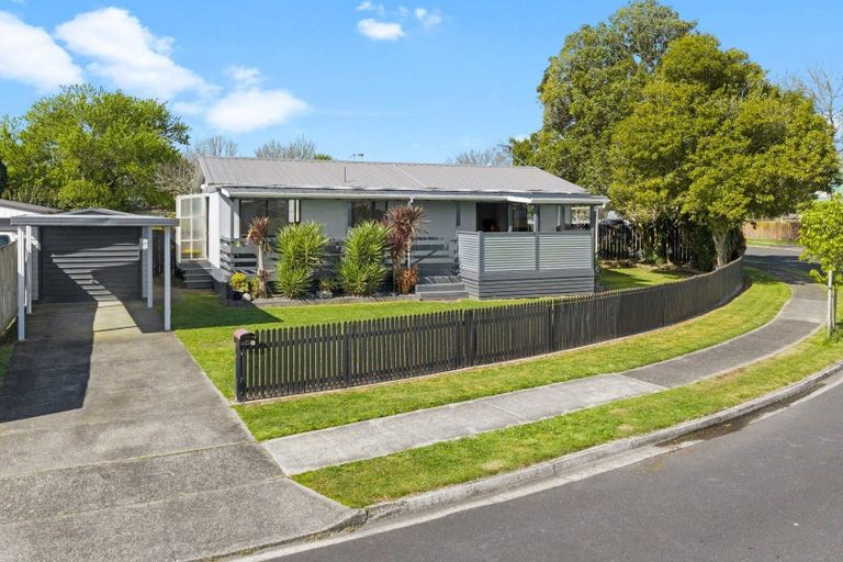 Photo of property in 4 Sequoia Place, Pukete, Hamilton, 3200