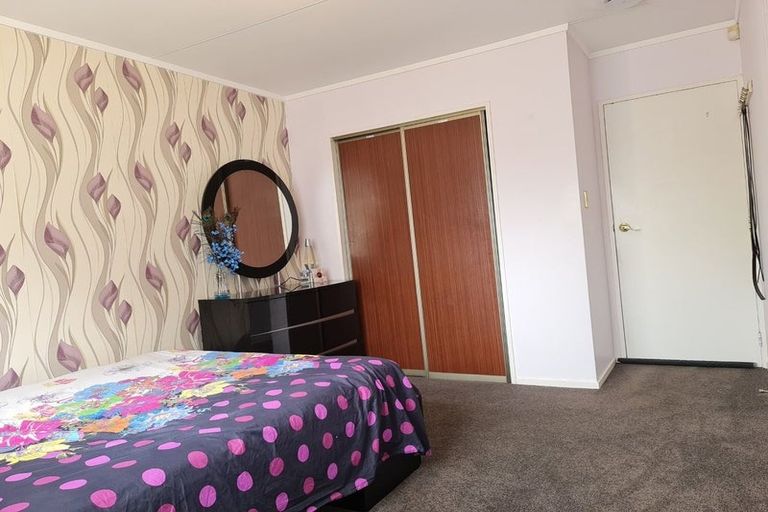 Photo of property in 201d Newlands Road, Newlands, Wellington, 6037