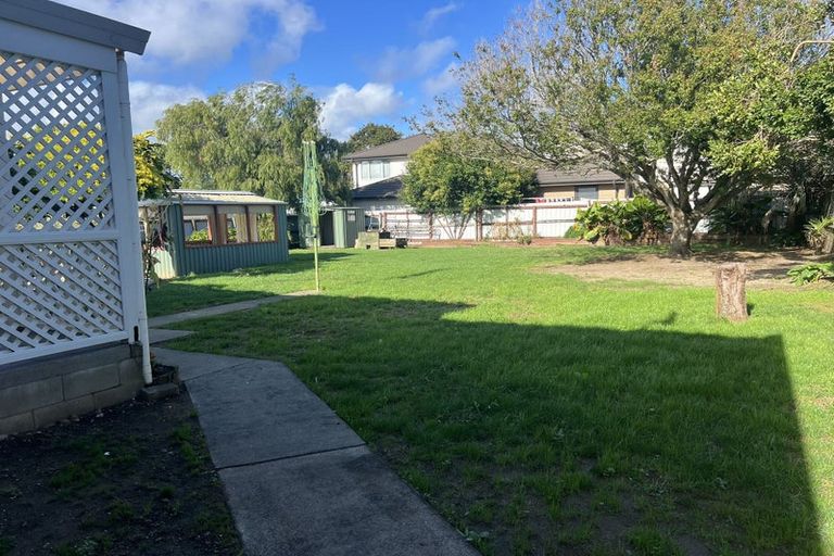 Photo of property in 3 Churchill Avenue, Manurewa, Auckland, 2102