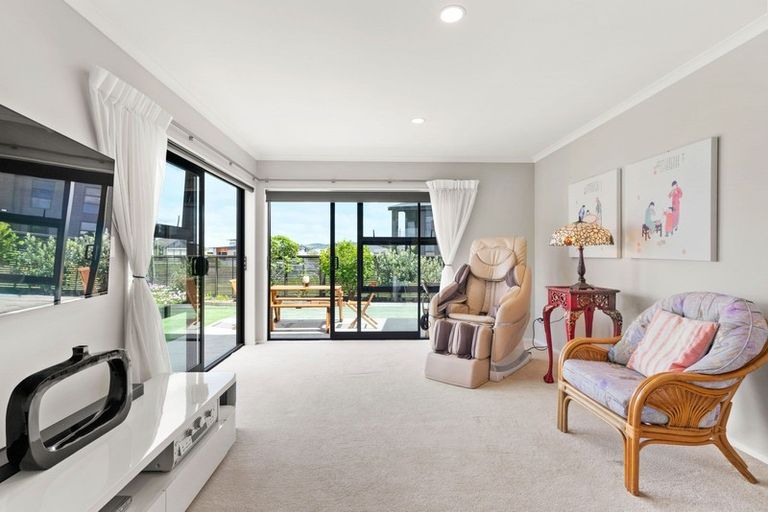 Photo of property in 27 Stace Hopper Drive, One Tree Point, 0118