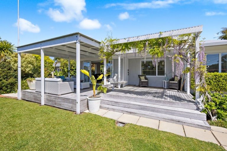 Photo of property in 19 Harbour View Road, Point Wells, Warkworth, 0986