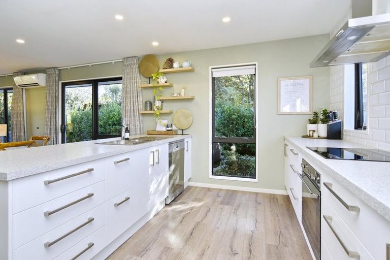 Photo of property in 7 Peter Place, Rangiora, 7400