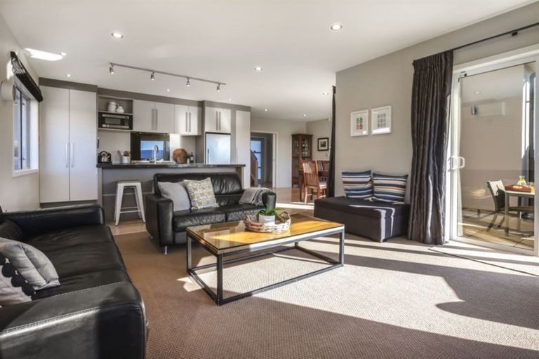 Photo of property in 96 Te Puia Drive, Aotea, Porirua, 5024