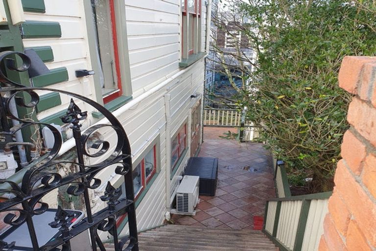 Photo of property in 3/205 The Terrace, Wellington Central, Wellington, 6011