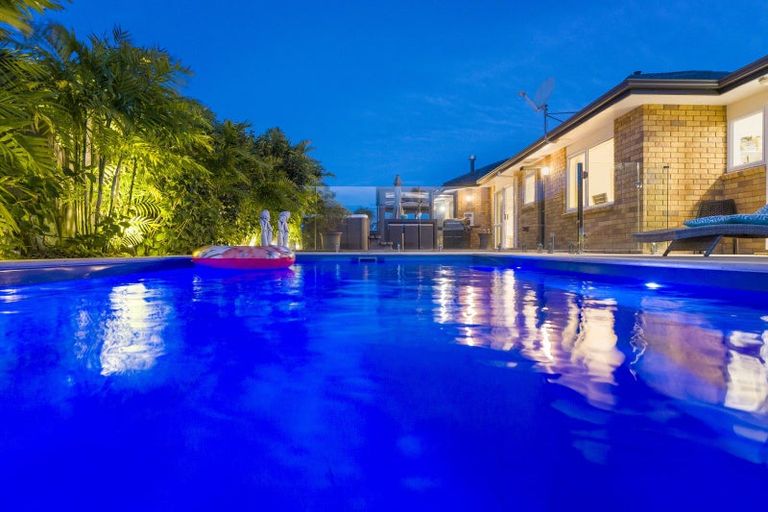 Photo of property in 90 Santa Monica Drive, Papamoa Beach, Papamoa, 3118