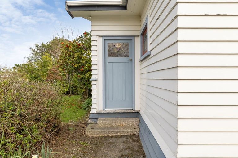 Photo of property in 54 Miro Street, Takaro, Palmerston North, 4410