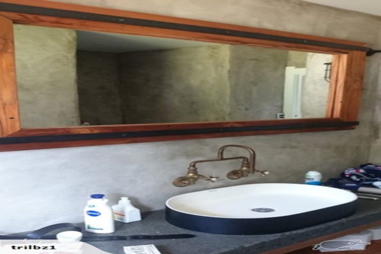 Photo of property in 36 Shoemaker Road, Waipu, 0510