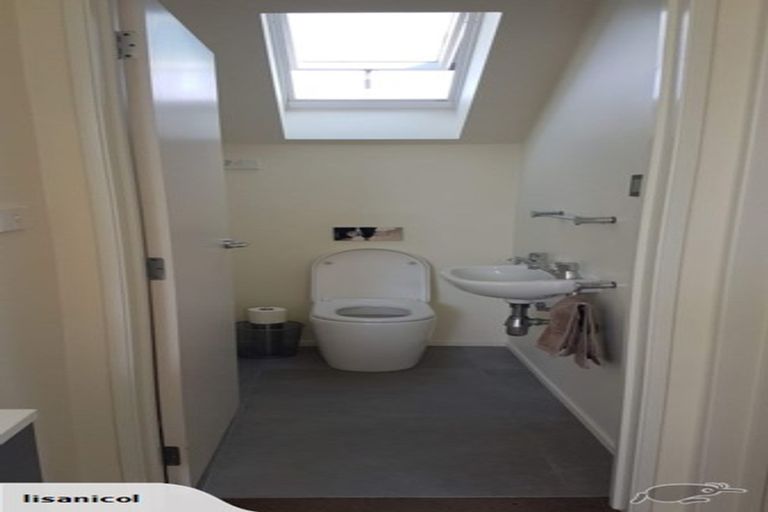 Photo of property in 2/14 Coronation Street, Belmont, Auckland, 0622