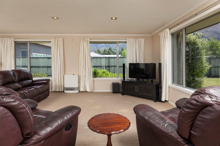 Photo of property in 40 Little Maude Drive, Lake Hawea, Wanaka, 9382