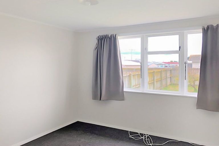 Photo of property in 14 Rogers Street, Castlecliff, Whanganui, 4501