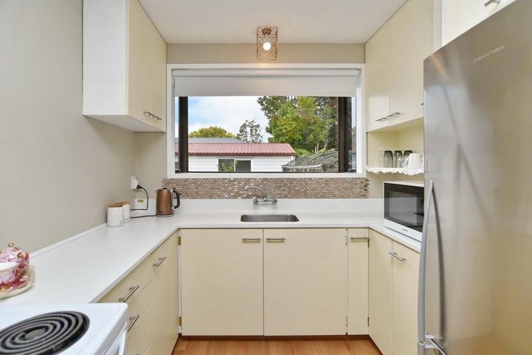 Photo of property in 1/7 Sefton Street, Belfast, Christchurch, 8051