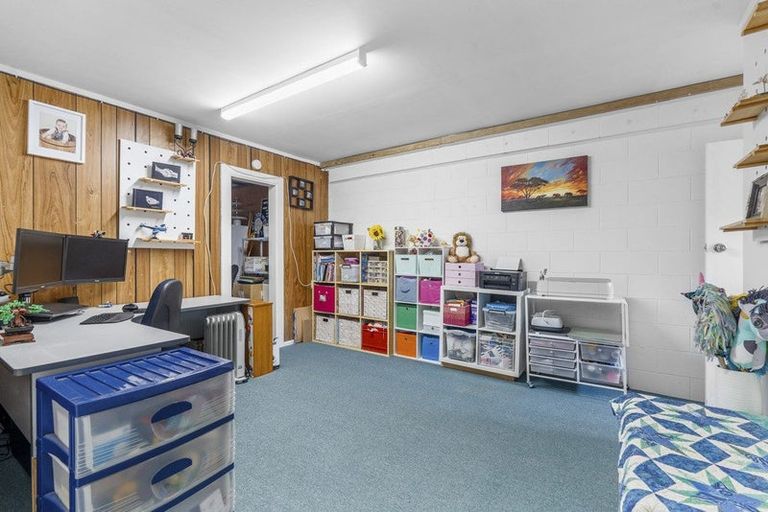 Photo of property in 10 Culzean Grove, Bell Block, New Plymouth, 4312