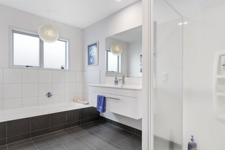 Photo of property in 11a Lynley Park Drive, Omokoroa, 3114