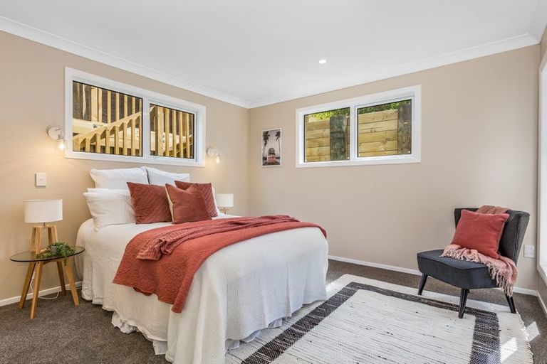 Photo of property in 156 Paremata Road, Paremata, Porirua, 5024