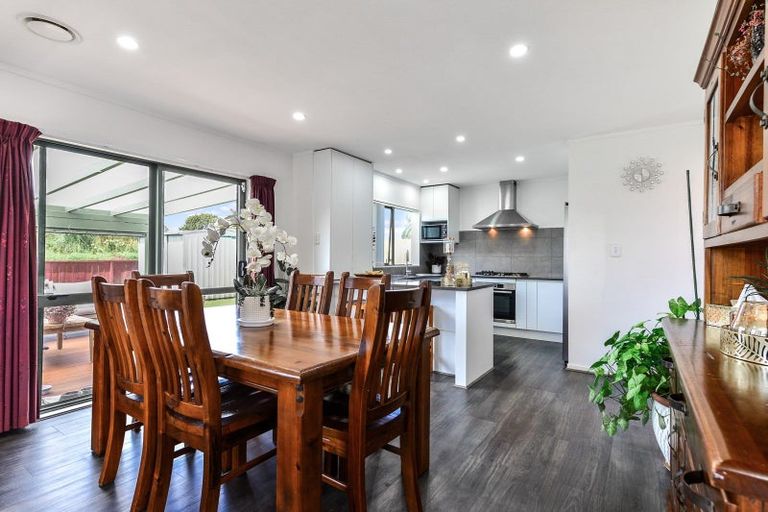 Photo of property in 12 Aldona Place, Fairview Downs, Hamilton, 3214