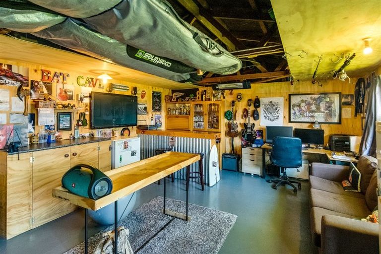 Photo of property in 95 Bill Hercock Street, Pirimai, Napier, 4112