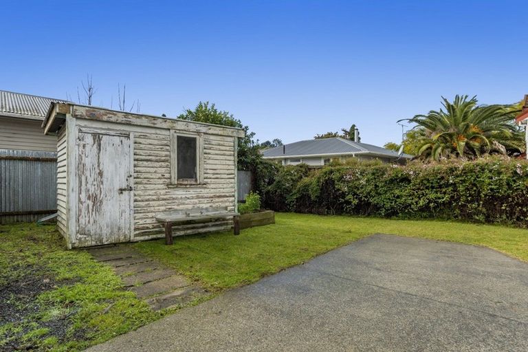 Photo of property in 15b Queen Road, Bellevue, Tauranga, 3110