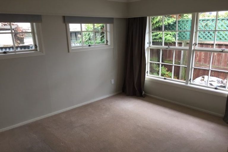 Photo of property in 37 Church Lane, Merivale, Christchurch, 8014
