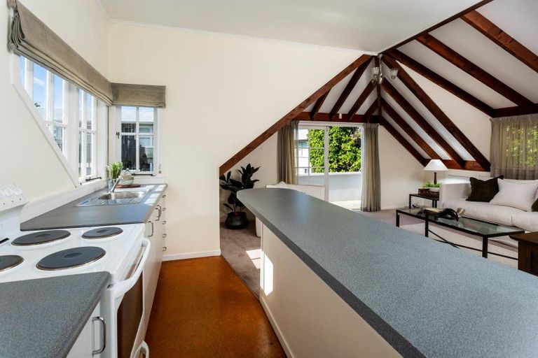 Photo of property in 2 Minnehaha Avenue, Takapuna, Auckland, 0622