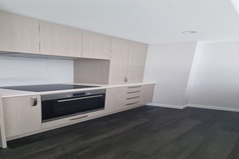 Photo of property in 2/5 Ebor Street, Te Aro, Wellington, 6011