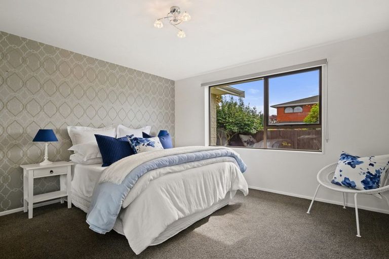 Photo of property in 6 Dalrye Place, Ilam, Christchurch, 8041