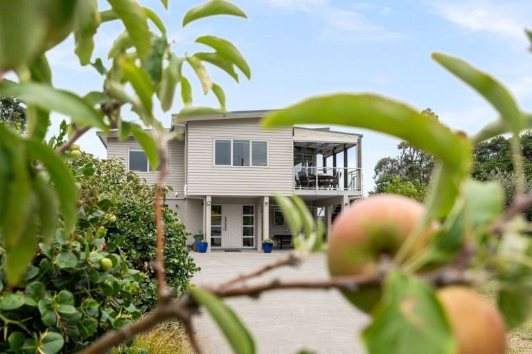 Photo of property in 46 Whangaumu Street, Tutukaka, Whangarei, 0173