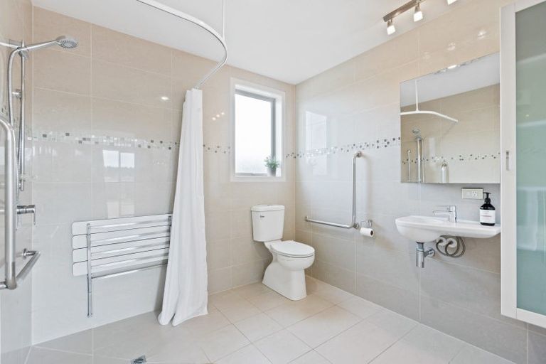 Photo of property in 16 Henderson Drive, Alexandra, 9320