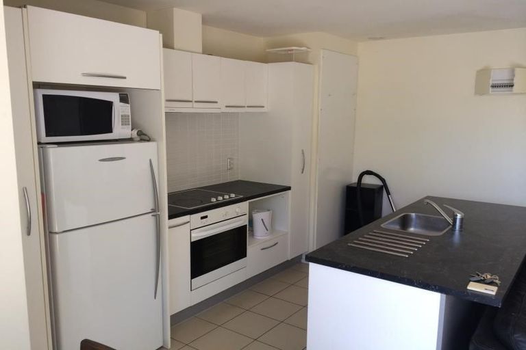 Photo of property in Madison Apartments, 5/400 Durham Street North, Christchurch Central, Christchurch, 8013