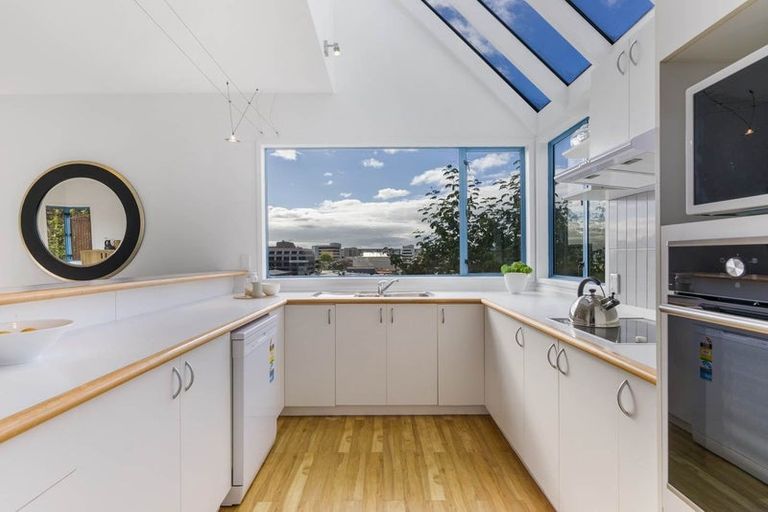 Photo of property in 7a Maungawhau Road, Epsom, Auckland, 1023