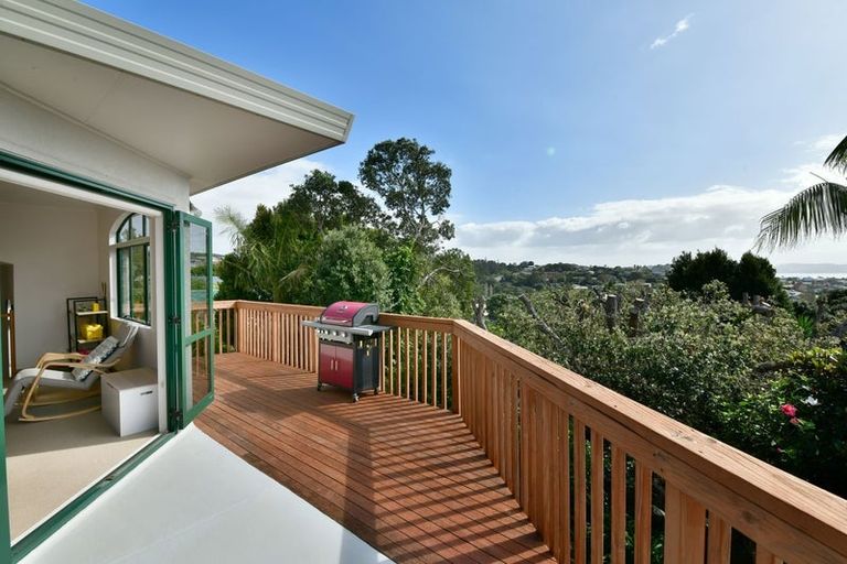 Photo of property in 2/603 Whangaparaoa Road, Stanmore Bay, Whangaparaoa, 0932