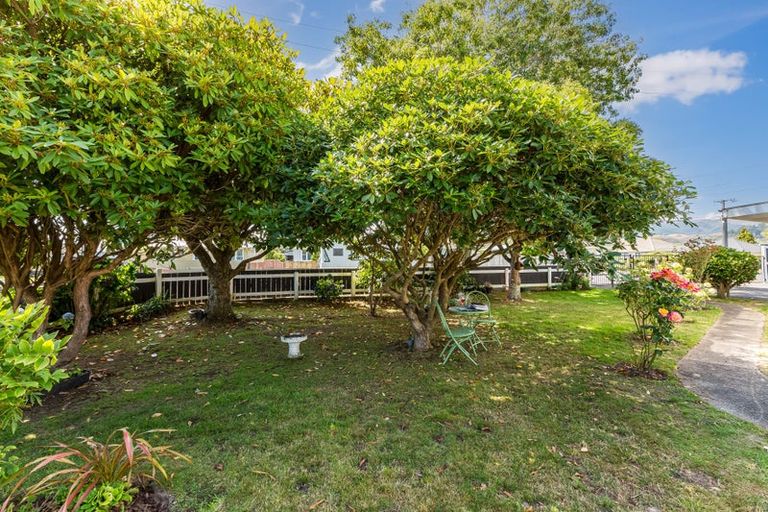 Photo of property in 19 Clyma Street, Elderslea, Upper Hutt, 5018