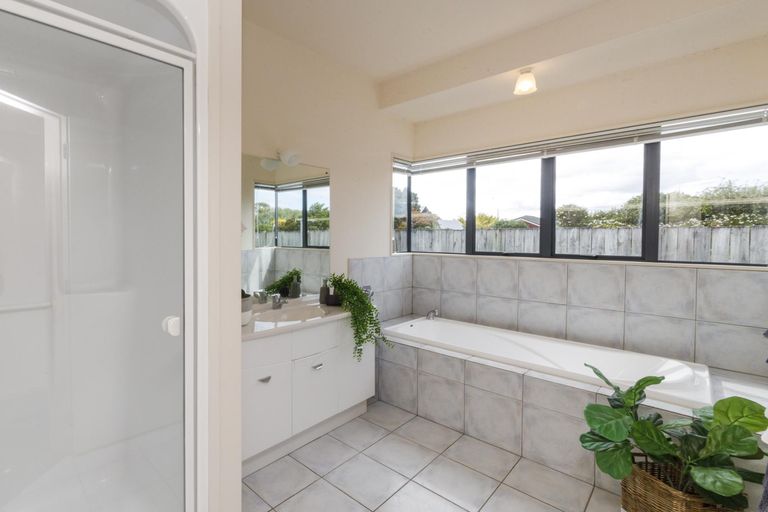 Photo of property in 21 Washington Parade, Milson, Palmerston North, 4414