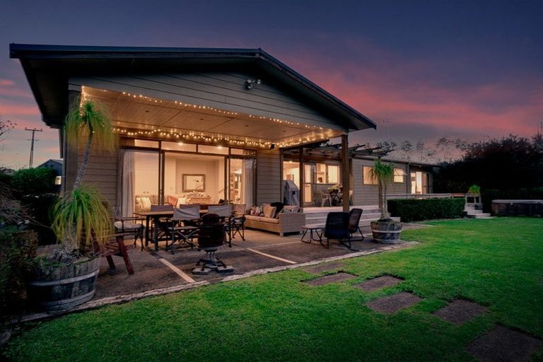 Photo of property in 145 Kanohi Road, Kaukapakapa, 0873