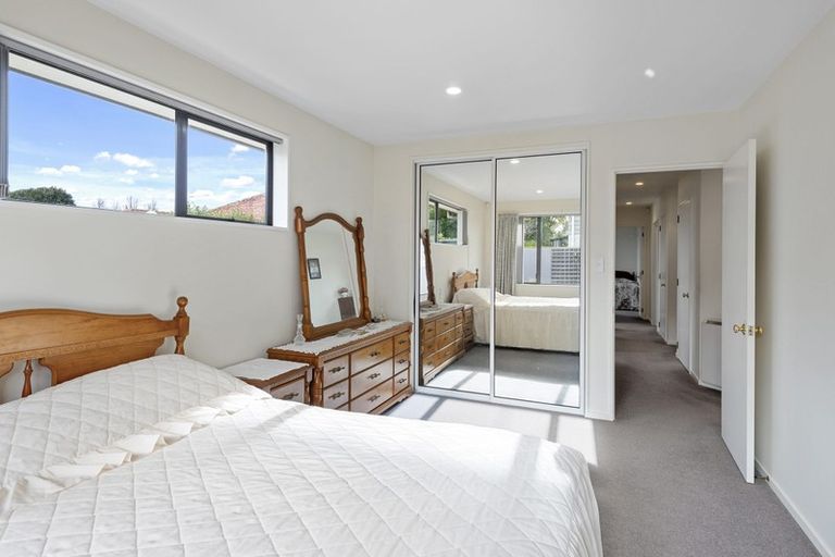 Photo of property in 2/2 Corfe Street, Ilam, Christchurch, 8041