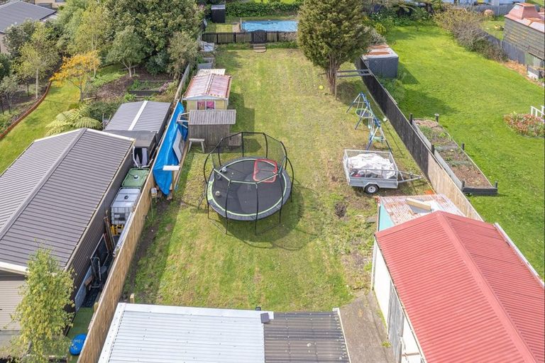 Photo of property in 36 Caius Avenue, Gonville, Whanganui, 4501
