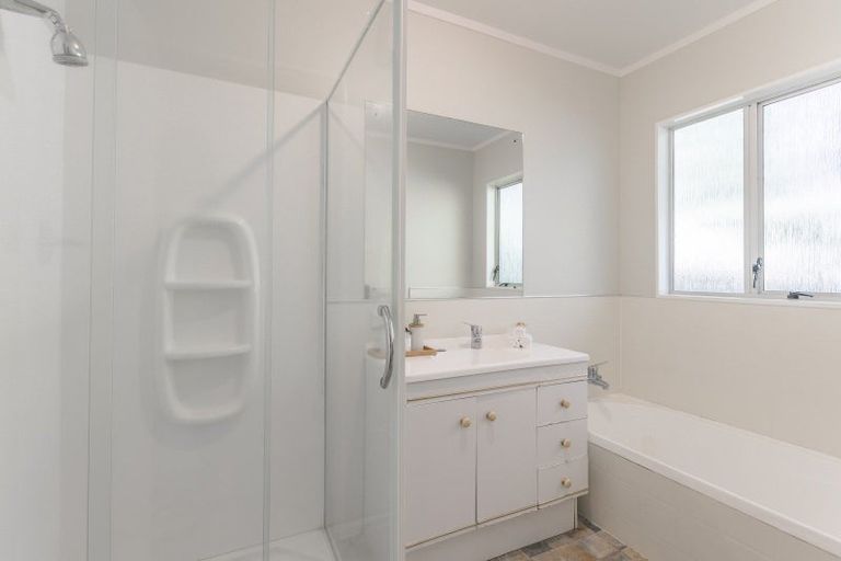 Photo of property in 4 Chanel Grove, Waterloo, Lower Hutt, 5011