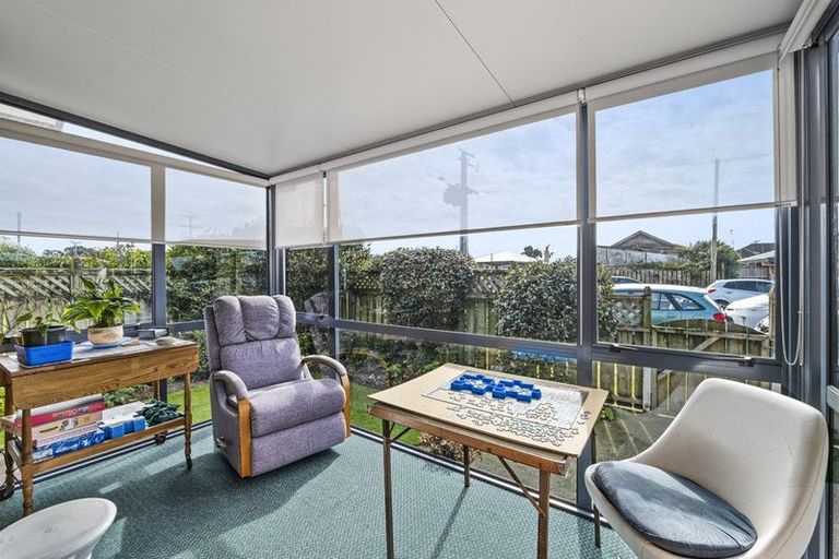 Photo of property in 135 Clawton Street, Westown, New Plymouth, 4310