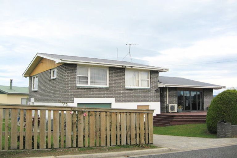 Photo of property in 7 Smith Street, Balclutha, 9230