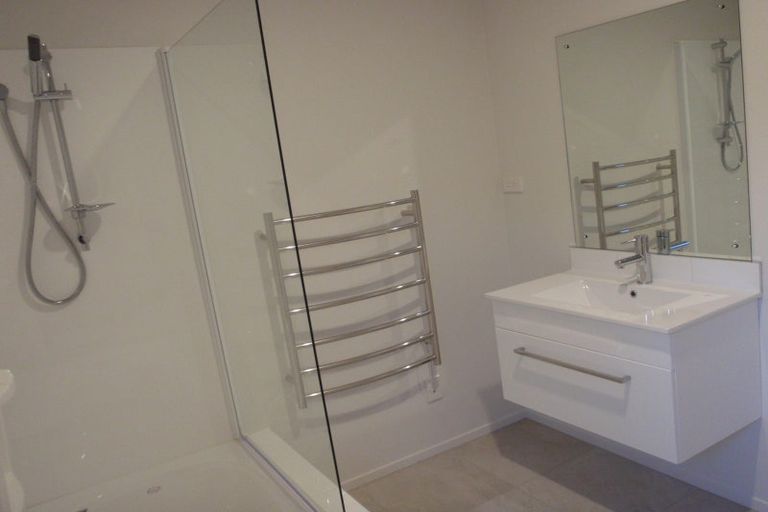 Photo of property in 15 Heywood Terrace, Richmond, Christchurch, 8013