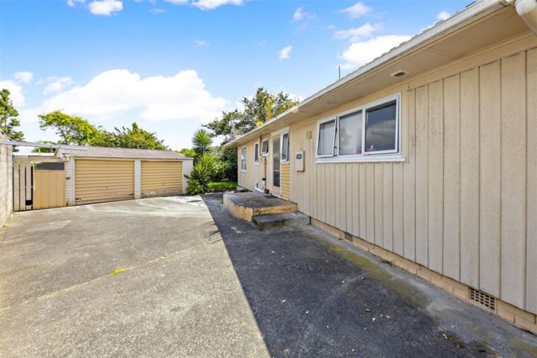 Photo of property in 140 Russell Road, Manurewa, Auckland, 2102