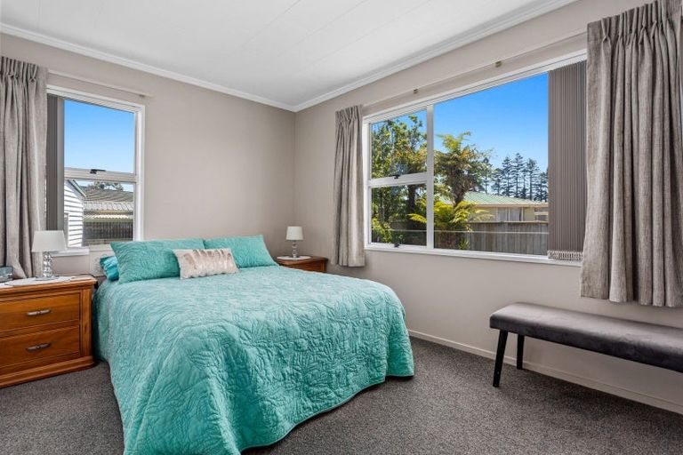 Photo of property in 25 Puriri Crescent, Edgecumbe, 3120