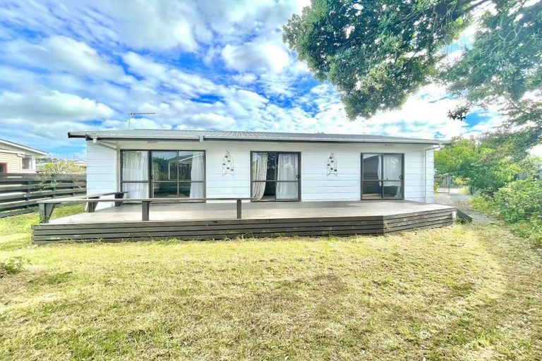 Photo of property in 2/26 Zelda Avenue, Clover Park, Auckland, 2023