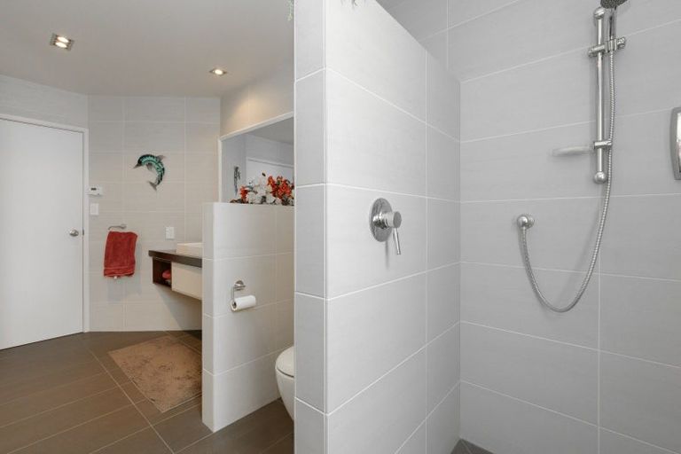 Photo of property in 5a Sixth Avenue, Tauranga, 3110