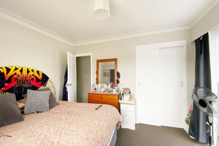 Photo of property in 1 Iorangi Place, Hillpark, Auckland, 2102