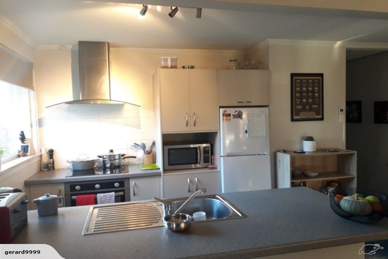 Photo of property in 53 Manor Place, Dunedin Central, Dunedin, 9016