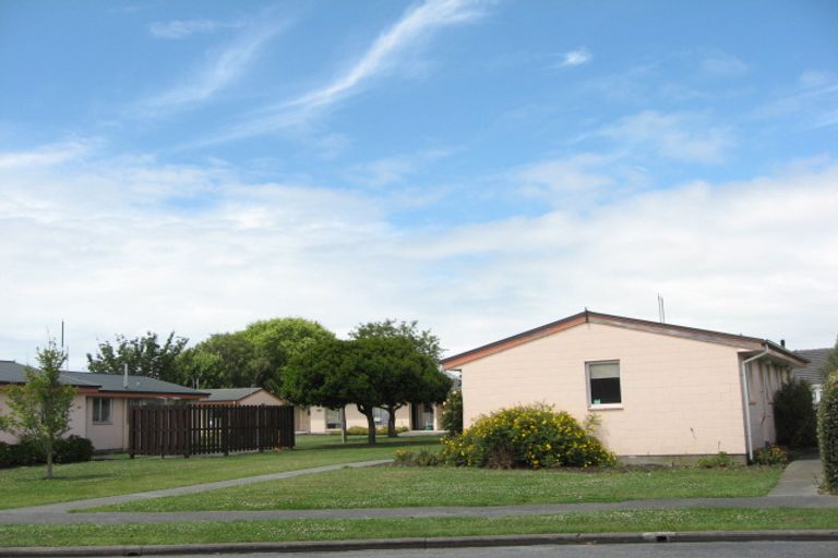 Photo of property in 30 Jura Place, Woolston, Christchurch, 8062
