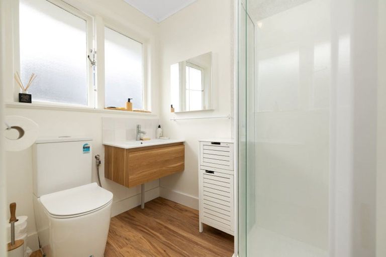 Photo of property in 50c Oxford Street, Te Puke, 3119