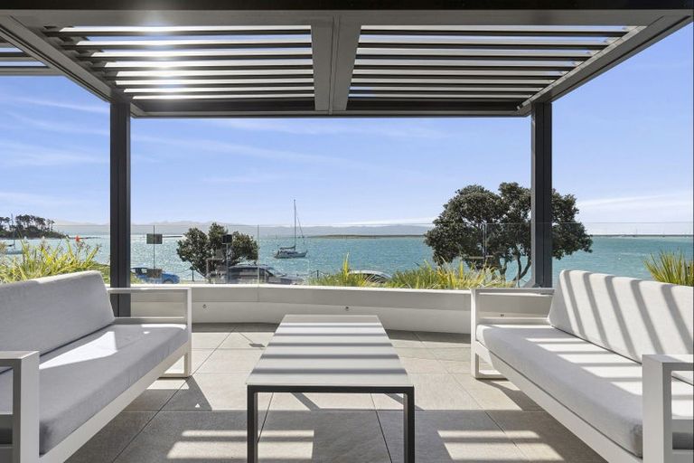 Photo of property in 333 Wakefield Quay, Stepneyville, Nelson, 7010