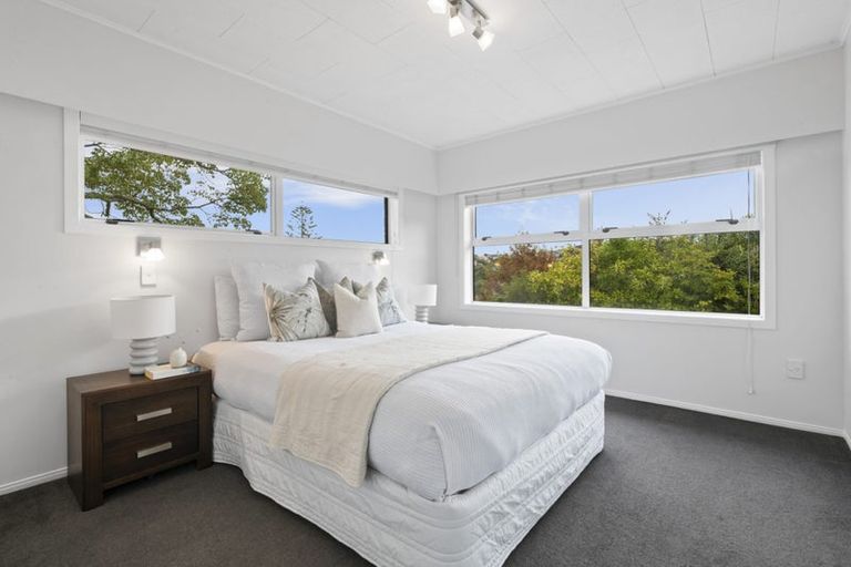 Photo of property in 31 Stredwick Drive, Torbay, Auckland, 0630