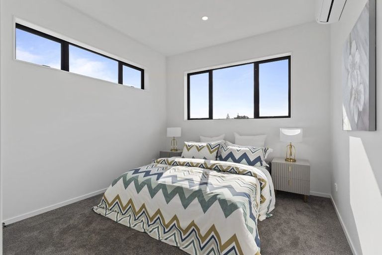 Photo of property in 31c Linwood Avenue, Forrest Hill, Auckland, 0620